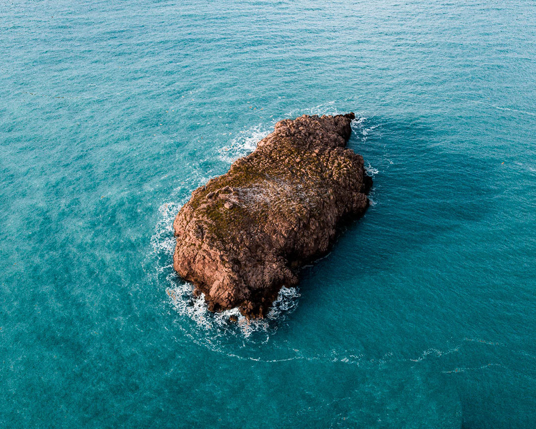 hermit rock polignano a mare