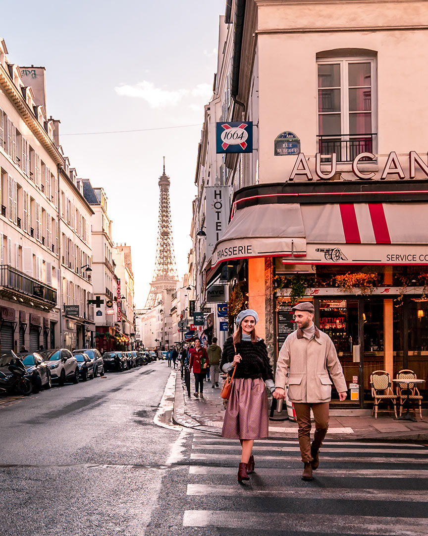 Domi and Frida in Paris